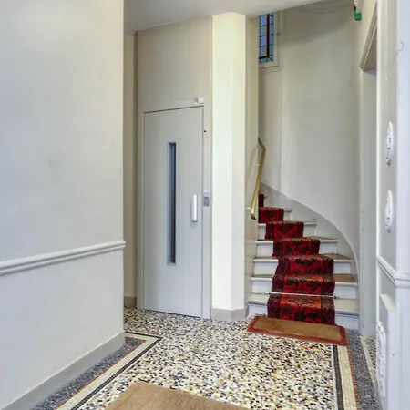 Appartamento Lovely & Quiet 1 Bdr Flat At The Luxury 16th Parigi