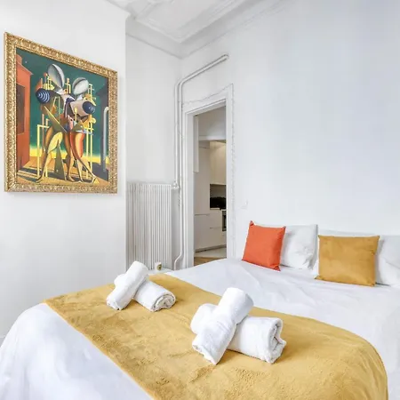 Lovely & Quiet 1 Bdr Flat At The Luxury 16th * Parigi